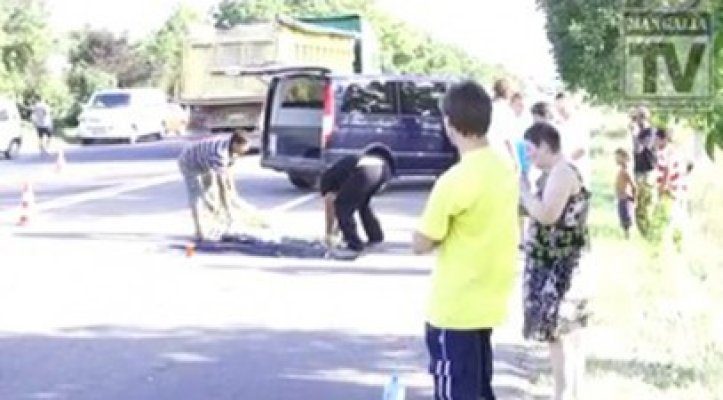 Spulberat de un microbuz, în zona Hergheliei Mangalia